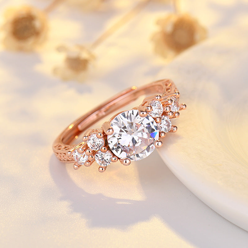 Four-claw Minority Simple Ring