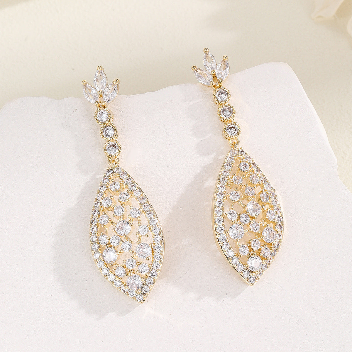 Hollowed Zircon Earrings