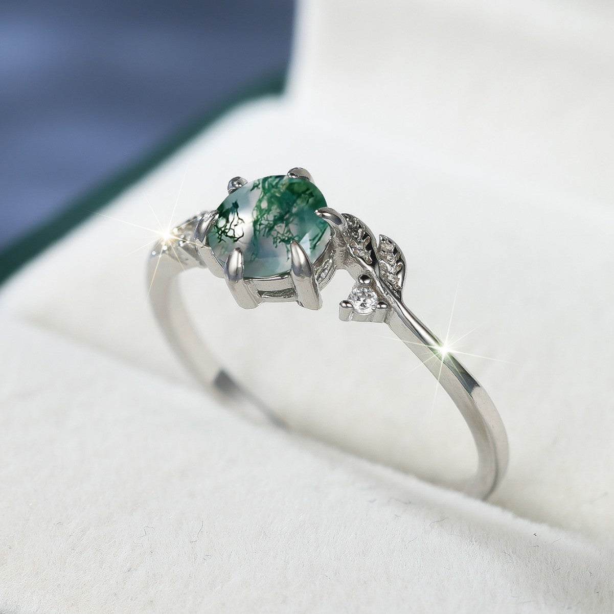 Round Agate Edge Branch Six-claw Ring