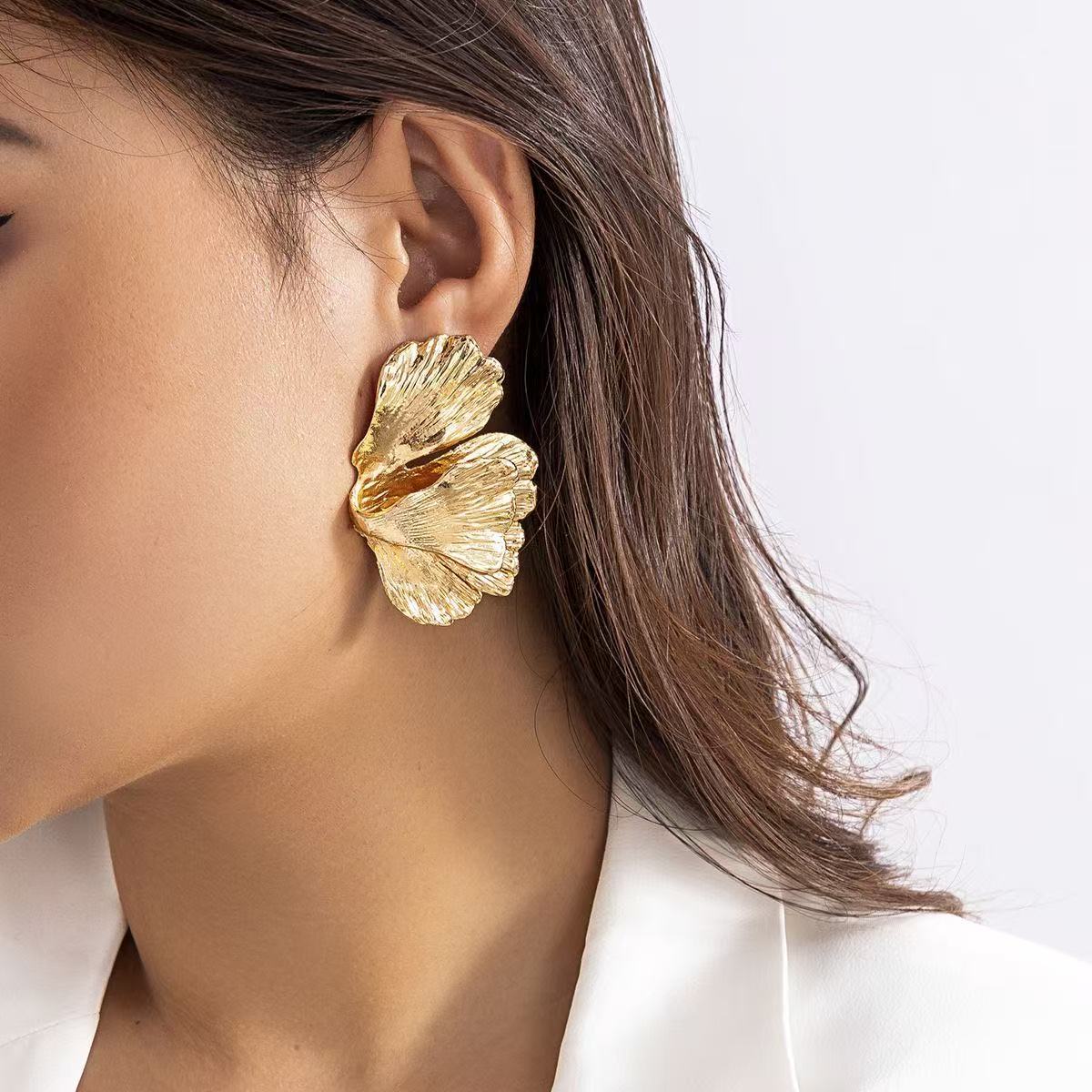 Metal Flower Earrings