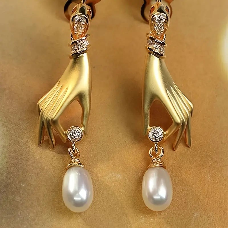 Palm Pearl Eardrops Earrings