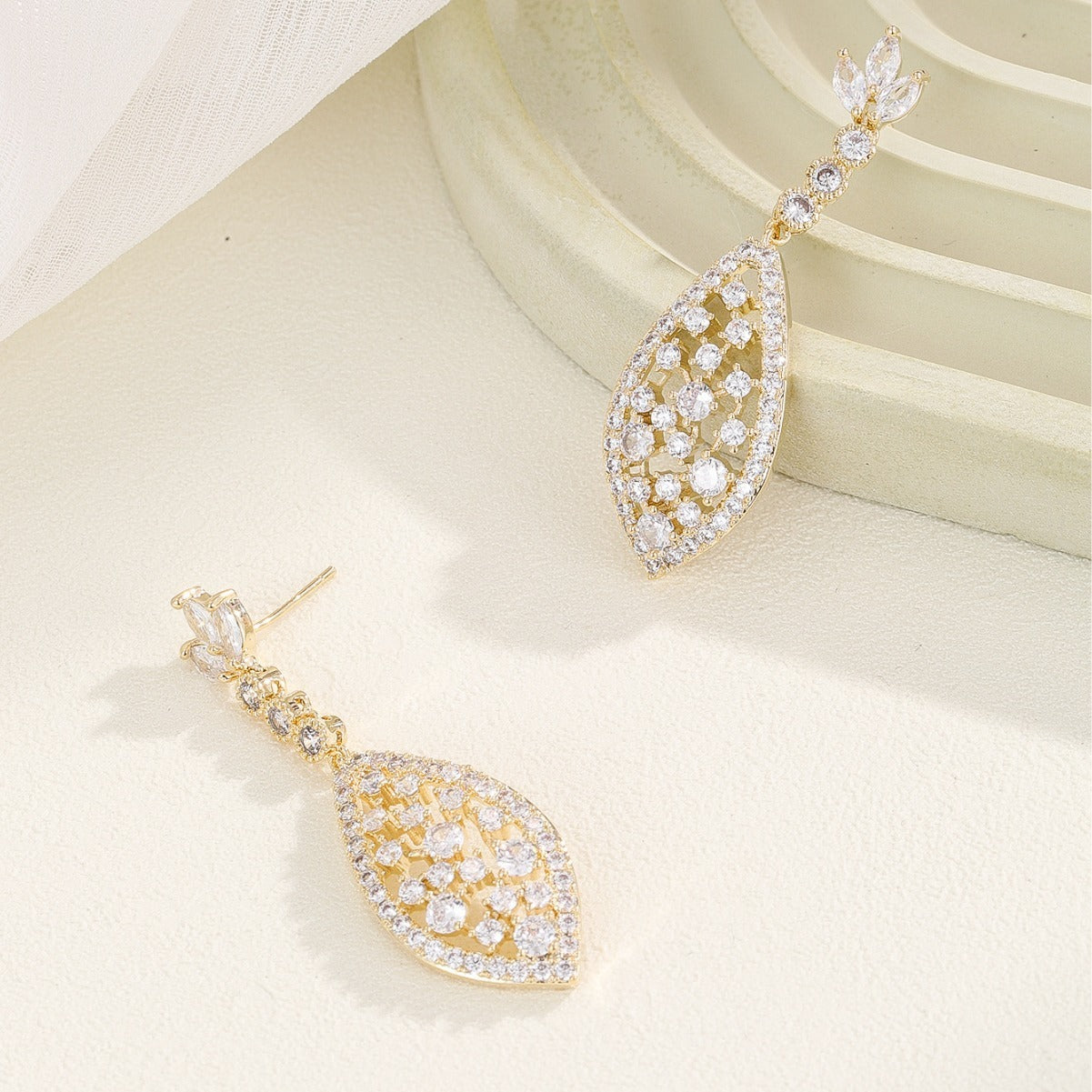 Hollowed Zircon Earrings