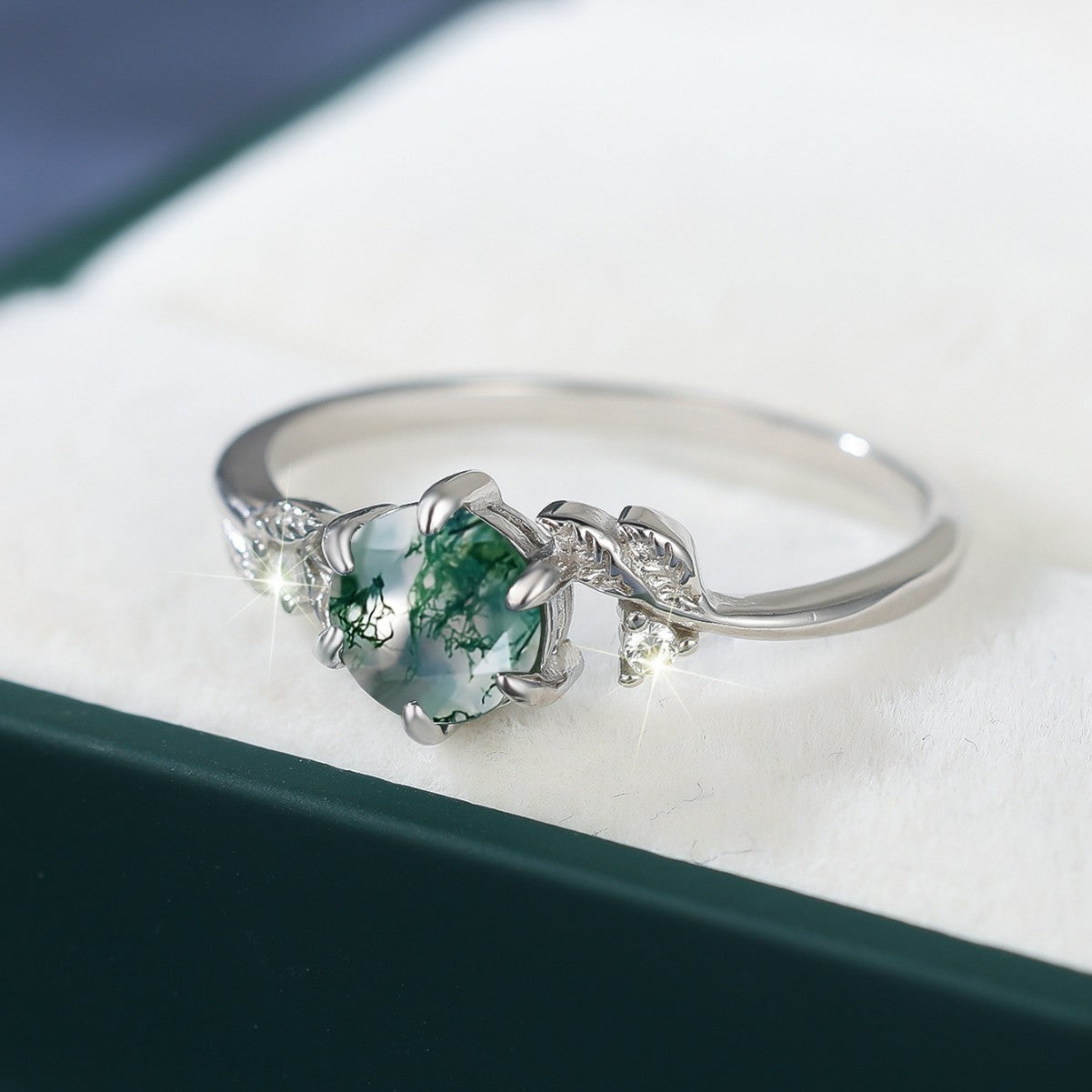 Round Agate Edge Branch Six-claw Ring