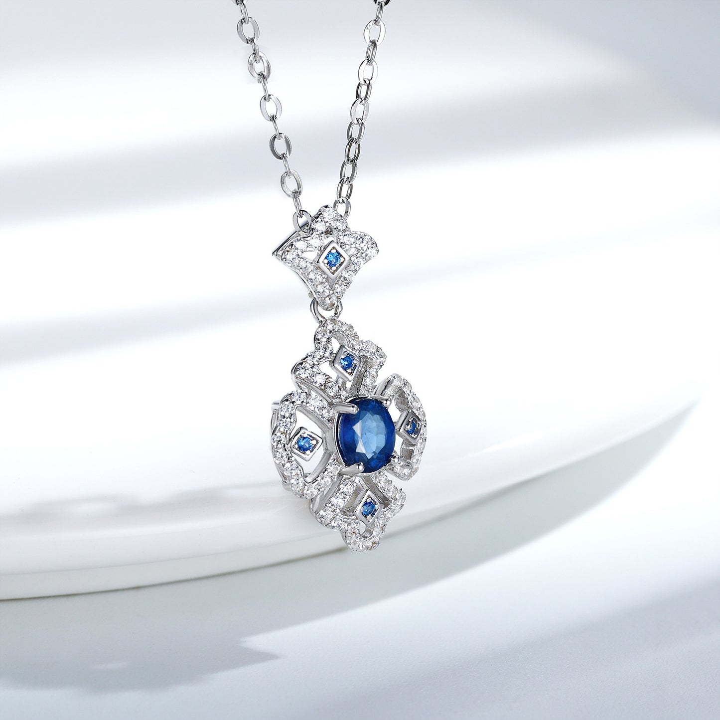 Versatile Natural Sapphire Pendant