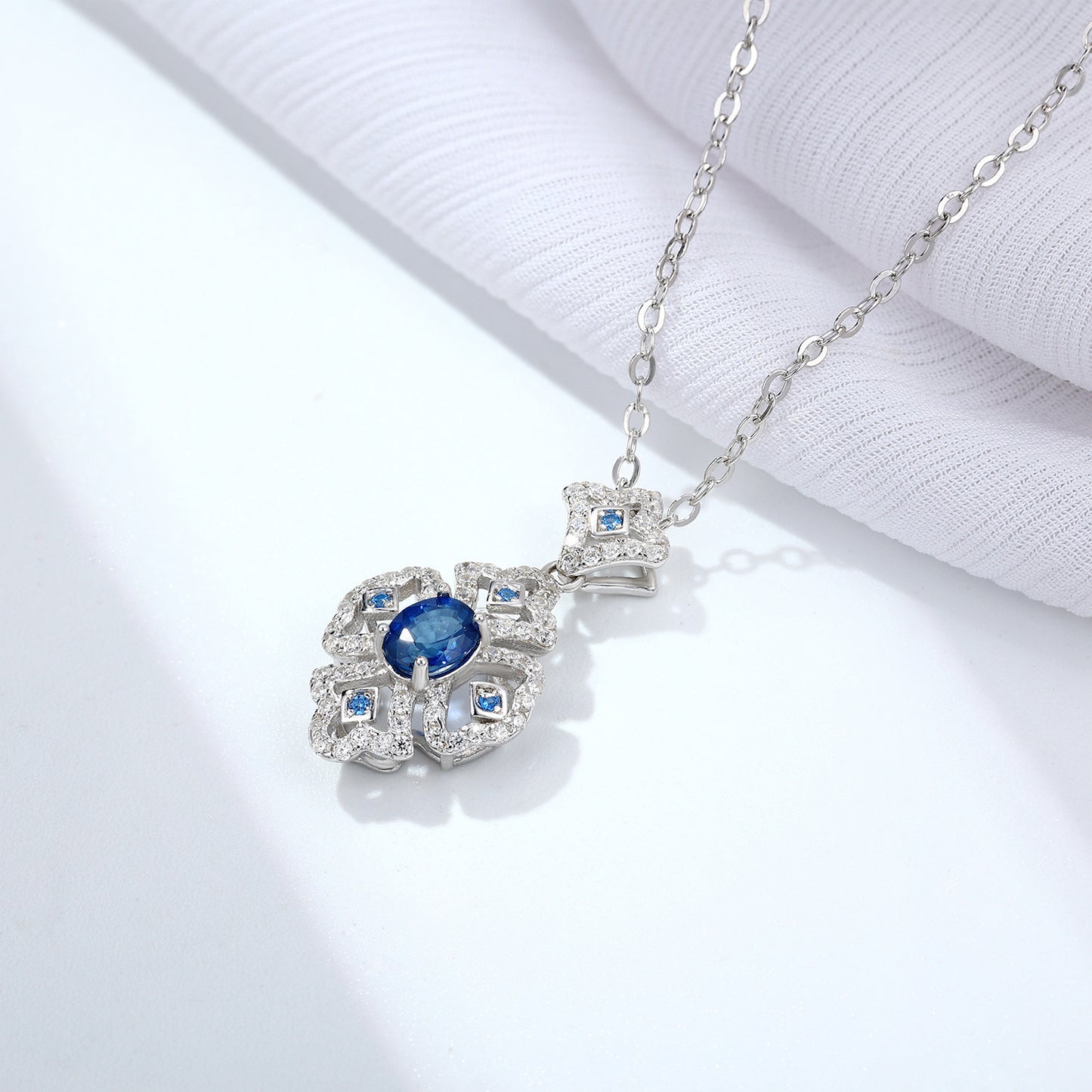 Versatile Natural Sapphire Pendant