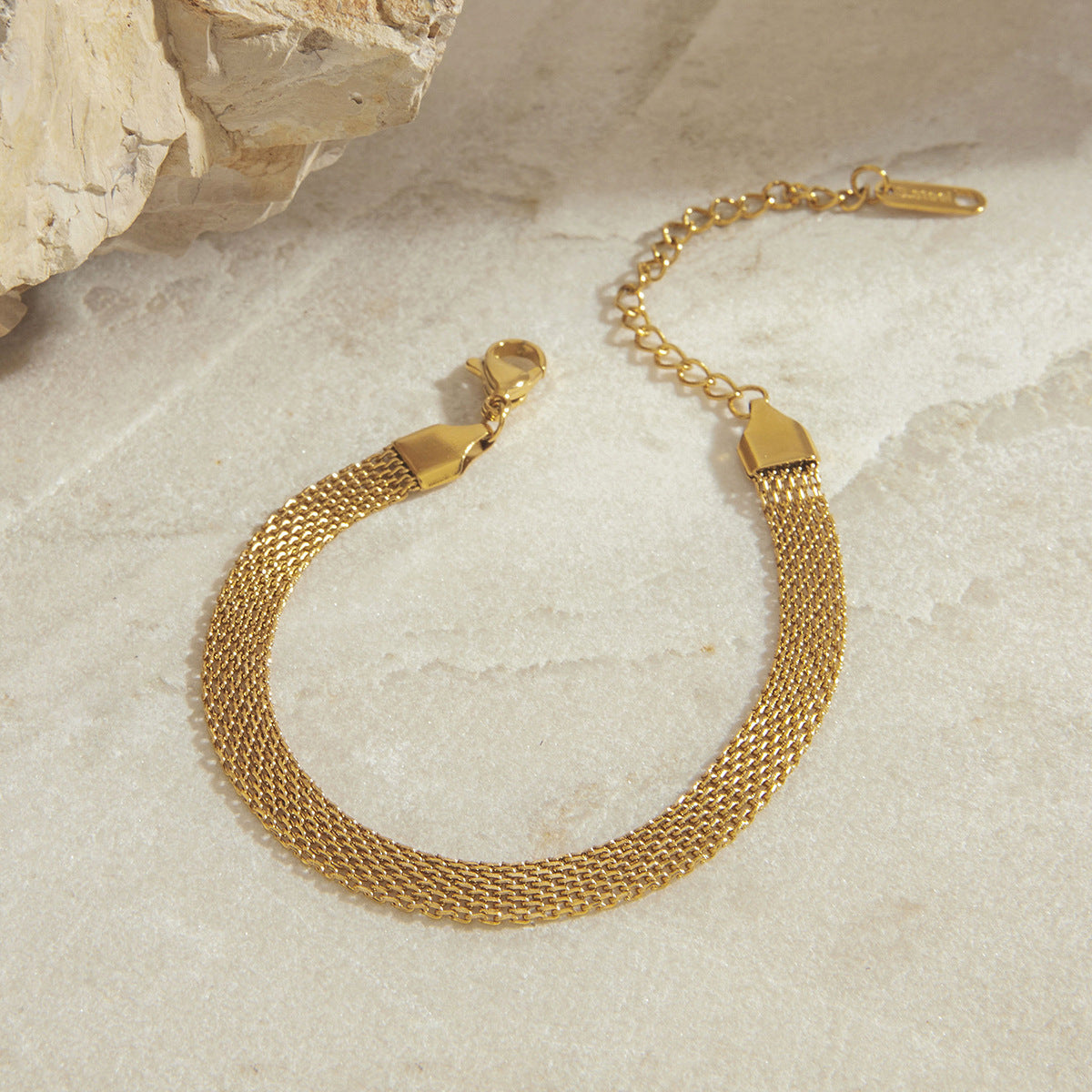 Light Luxury Advanced Bracelet