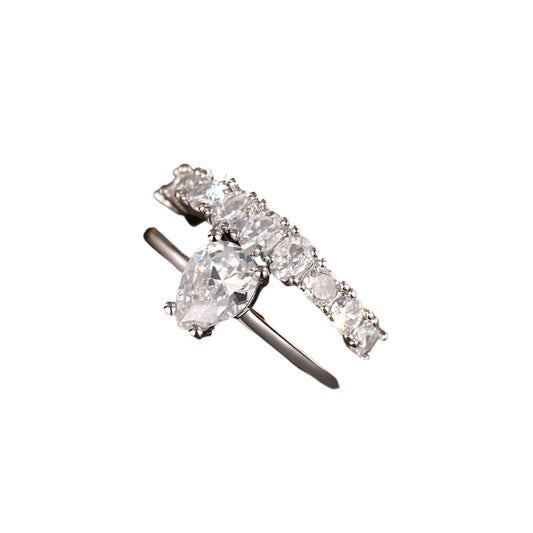 Zircon Ring Exquisite
