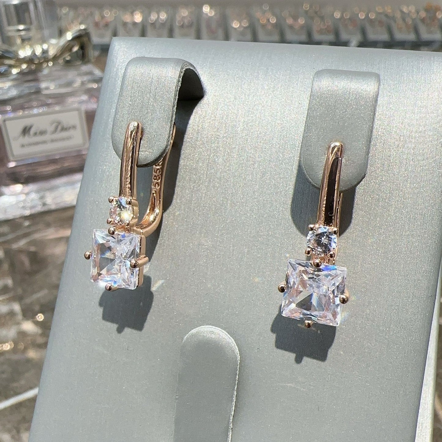 Square Zircon Exquisite Ear Clip Ring
