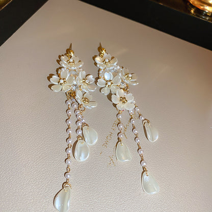 Flower Tassel Earrings Light Luxury